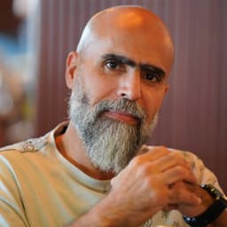 أنور فرج التير